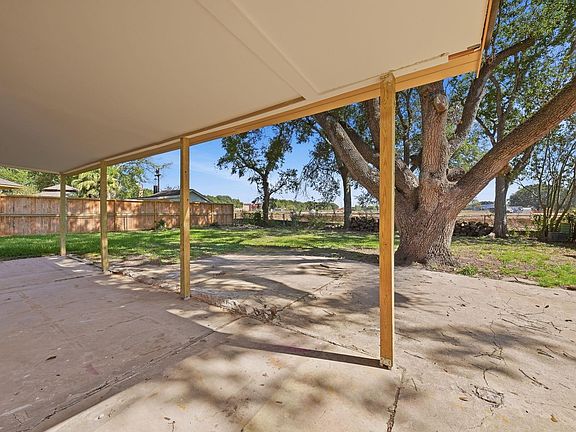 5th image of 3027 Longhorn Dr