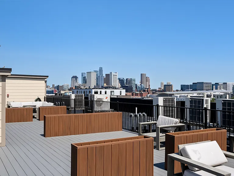 457 W Broadway #502 — Photo 27