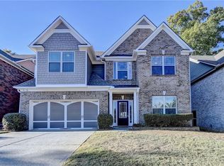522 Suwanee Oaks Dr, Suwanee, GA 30024