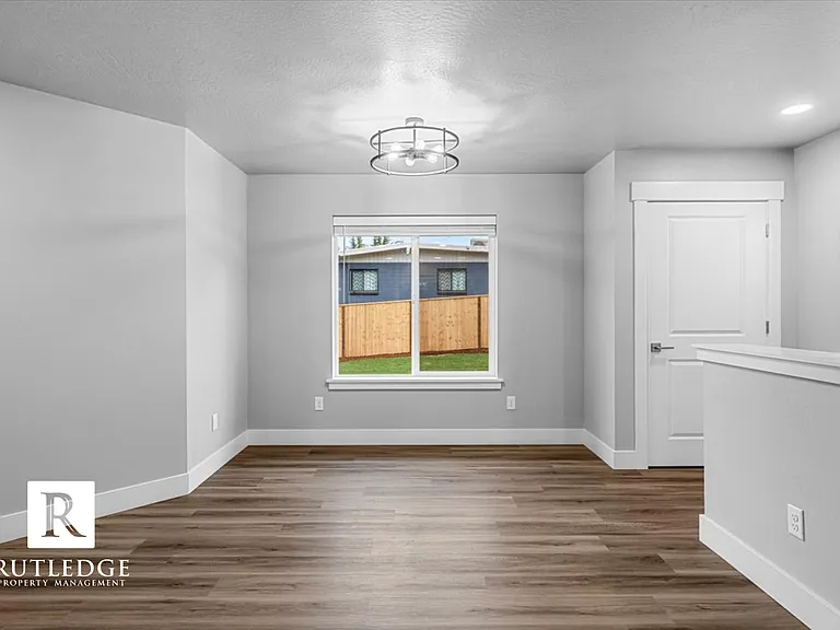 218 Academy Pl #2 — Photo 23