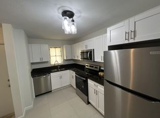 2820 SW 14th St APT 24, Boynton Beach, FL 33426