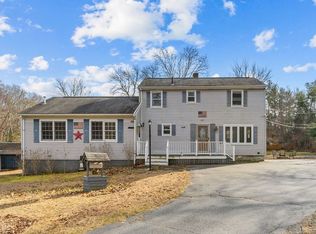 488-490 Briggs Rd, Westport, MA 02790