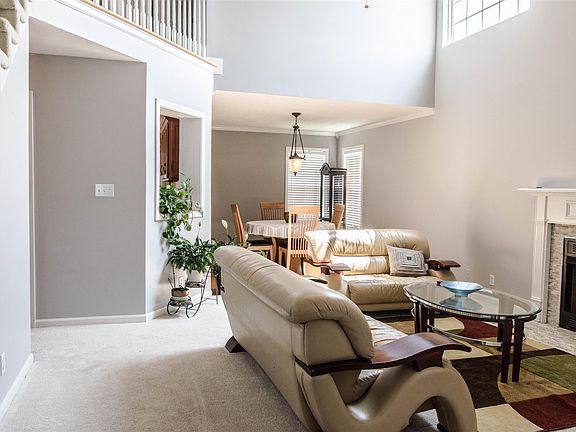 4th image of 1629 Cedar Springs Cir