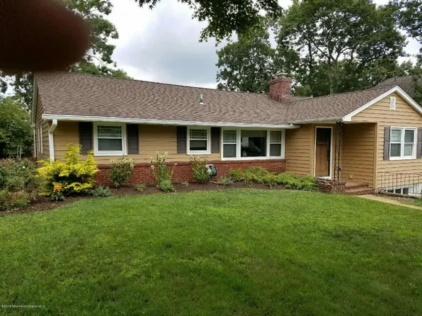 517 Summit Dr, Point Pleasant Beach, NJ 08742