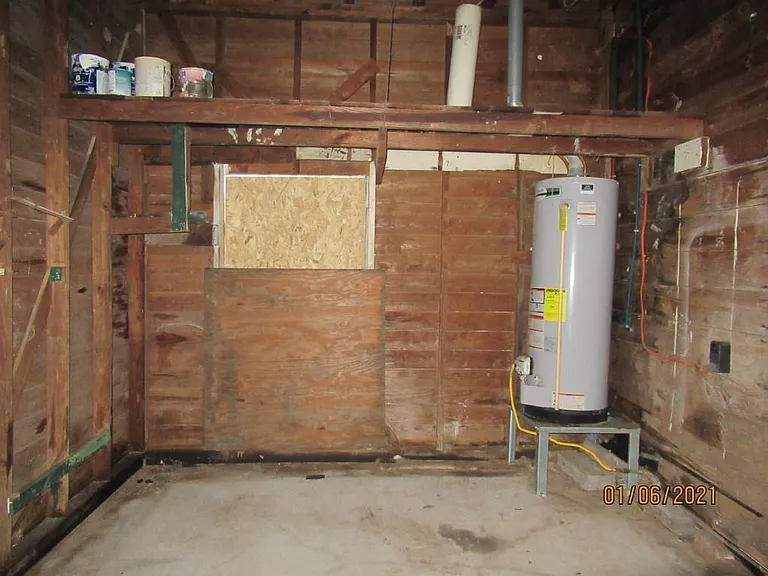 318 Circle Way St — Photo 9