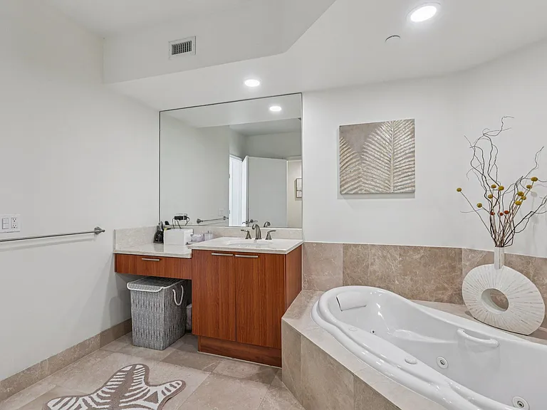 2640 Lake Shore Dr #2312 — Photo 38