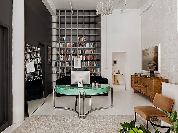 4th image of 463 Greenwich St APT 1