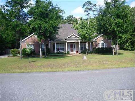 2nd image of 76 Farrier Ln