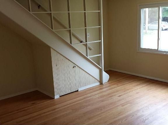 4th image of 4215 Allison Cir