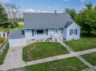 224 S Mason St, Sheffield, IL 61361