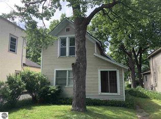 812 Webster St, Traverse City, MI 49686