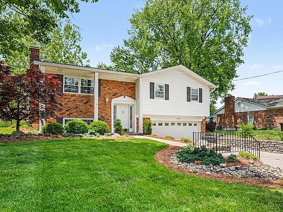 2nd image of 4483 Woodtrail Ln