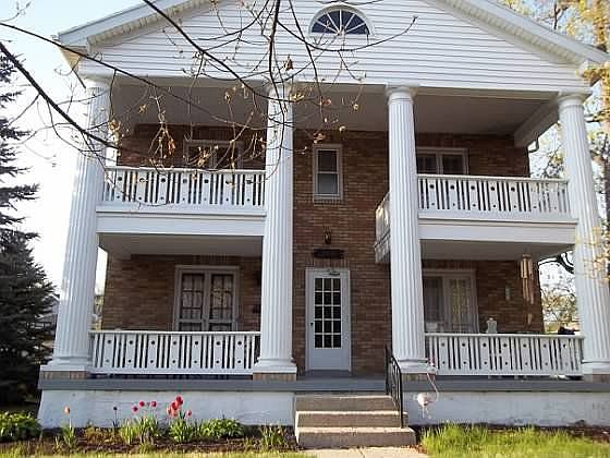 1st image of 259 Aberdeen Ave APT 3