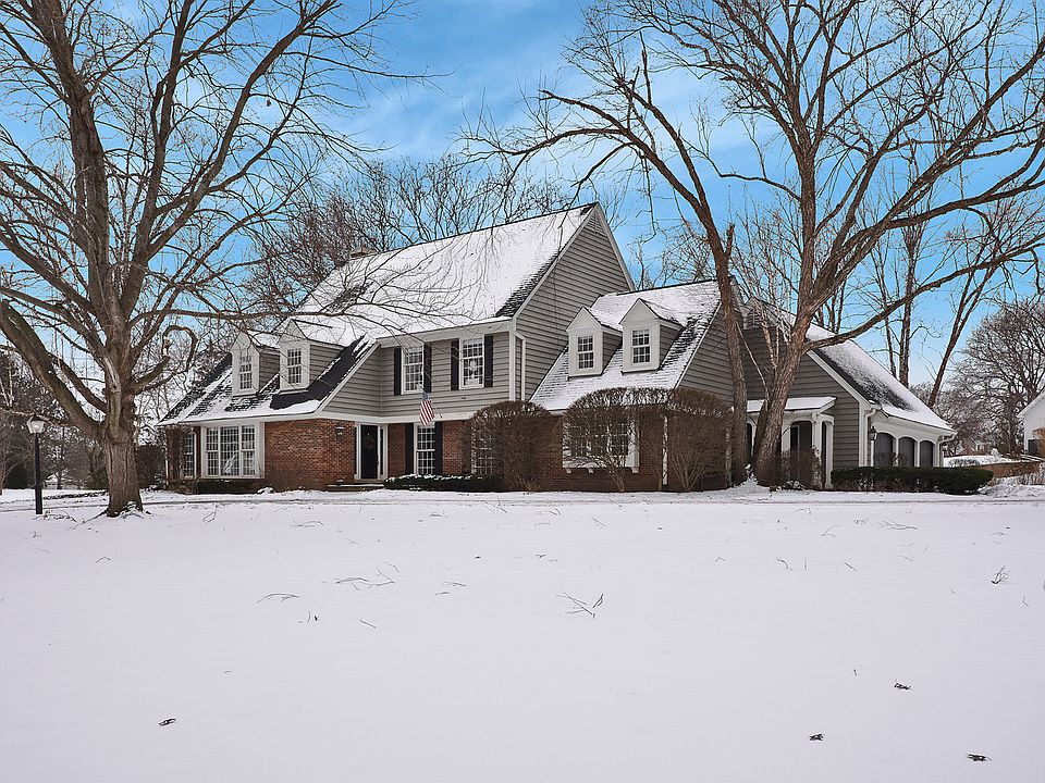 1st image of 688 Thompsons Way