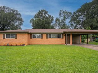 1309 Columbia Dr, Longview, TX 75601