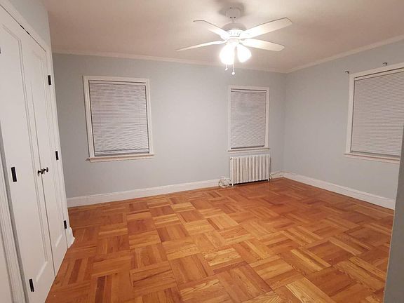4th image of 2977 Avenue S #1