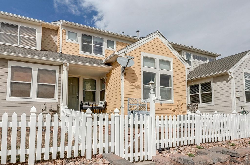 1911 Halfmoon Cir