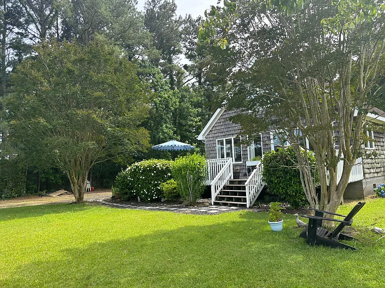 103 Pleasant Dr — Photo 13