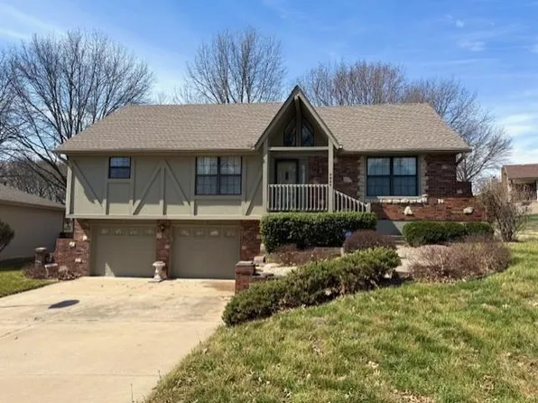 4924 S Bryant Dr, Independence, MO 64055