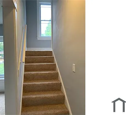 10015 Somerset Ave #EAST — Photo 5