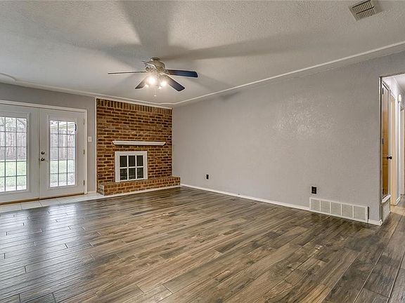 5th image of 4201 Firethorn Dr