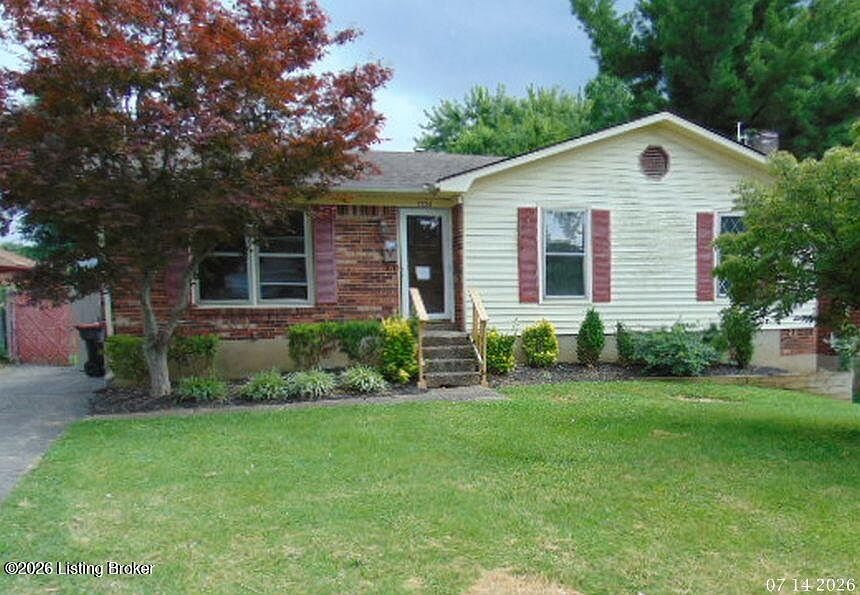 1st image of 1524 Sanders Ln