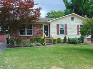 1524 Sanders Ln, Louisville, KY 40216