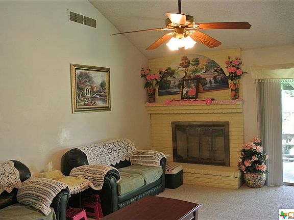 5th image of 305 Kenwood Cir