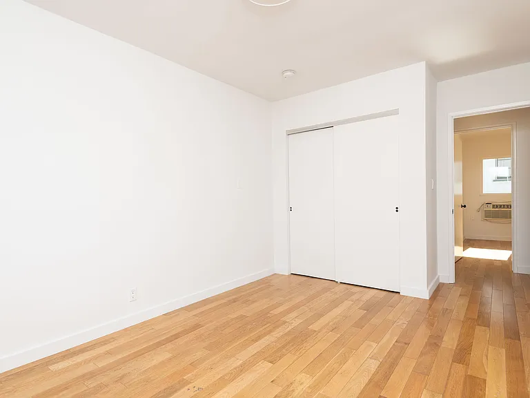 1341 S Burnside Ave #3A — Photo 14