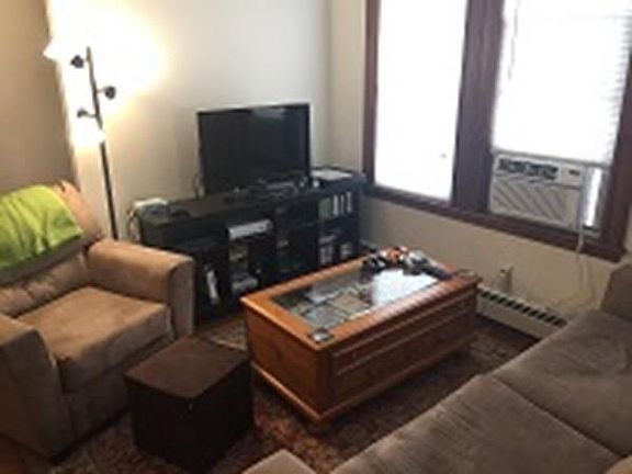 3rd image of 14 Kent St #1