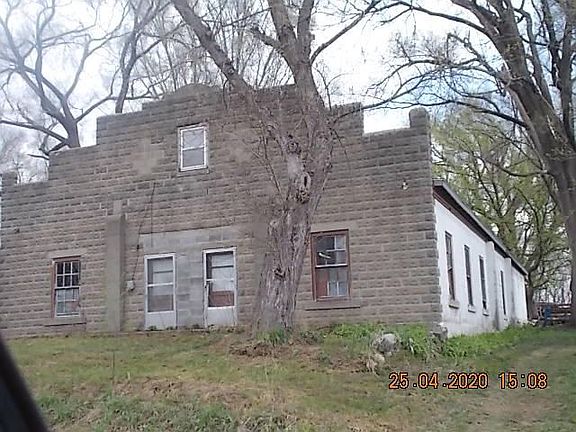 3rd image of 22527 Weston Ave