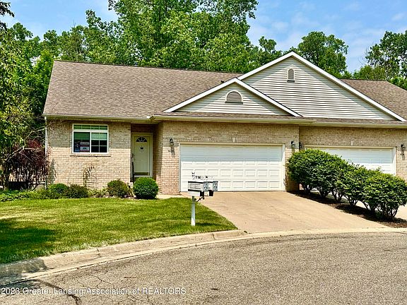 3rd image of 1436 Safire Ct