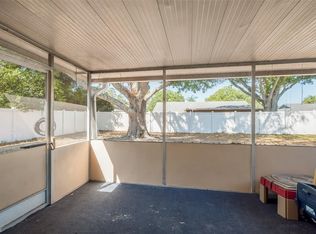 2320R Hawthorne Dr, Clearwater, FL 33763