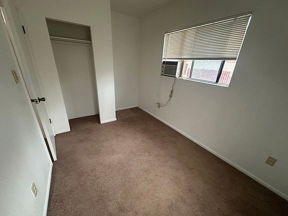 4th image of 2812 C St