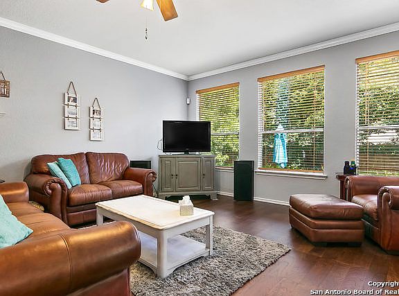 5th image of 4843 Farber Dale