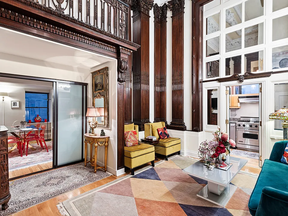 32 W 40th St #11B