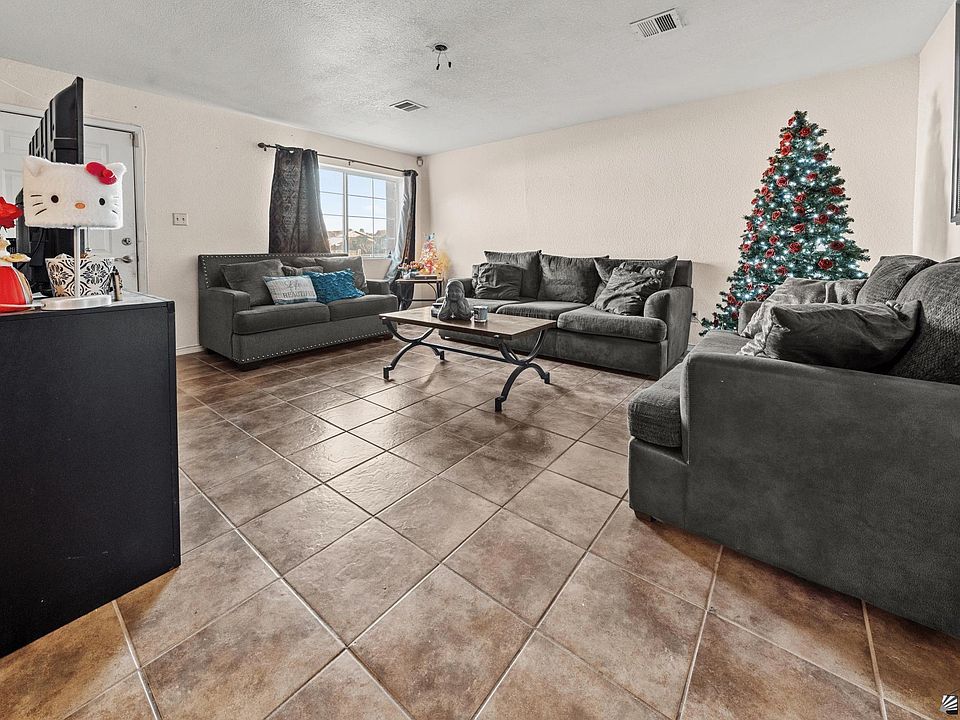 2182 S 46th Way, Yuma, AZ 85364 | Zillow