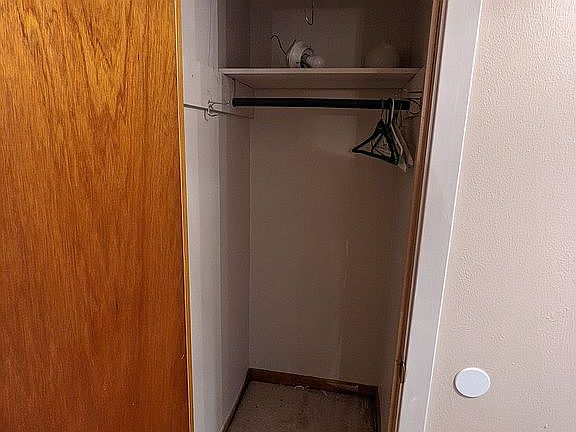 4th image of 1110 Brookmeade St NW
