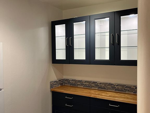 lite uppers for plenty storage