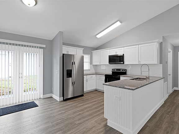 5th image of 235 12th St SW