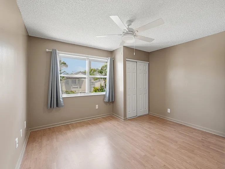 18474 Old Princeton Ln — Photo 29