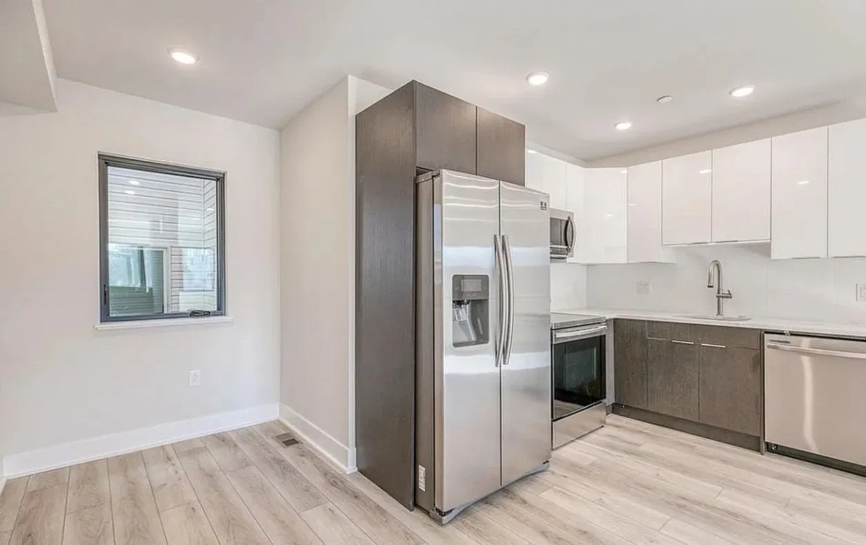2 bed, 1200 sqft, $2,150 — Photo 4