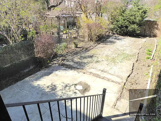 Rented by Highline Residential | media 35