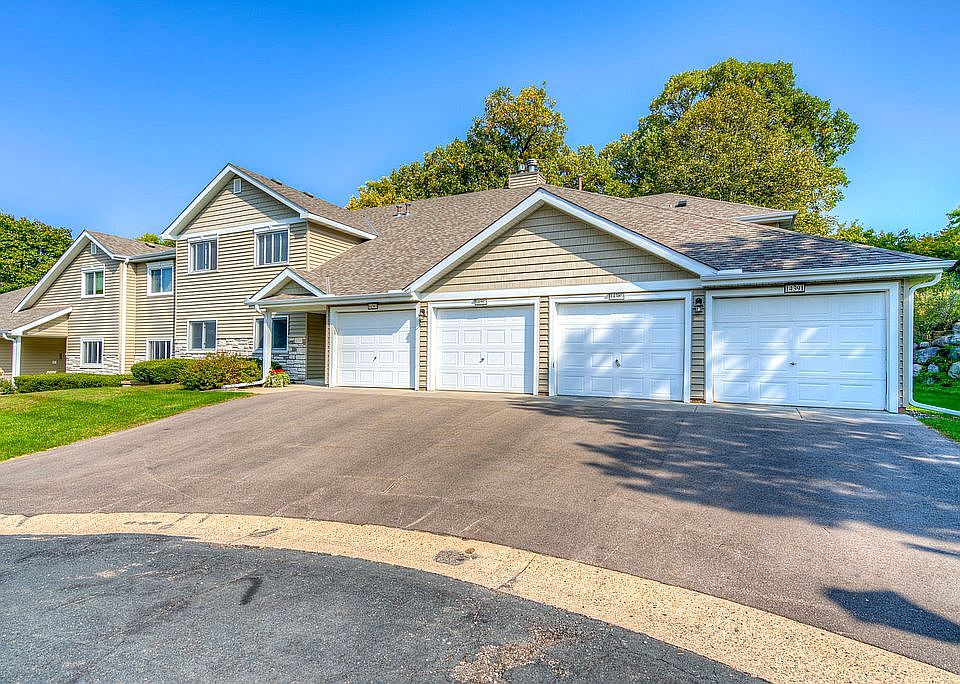 1st image of 14389 Fairway Dr