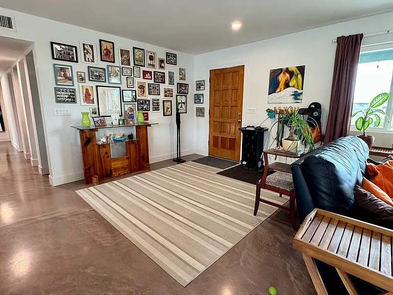 10419 S 27th Ave — Photo 9