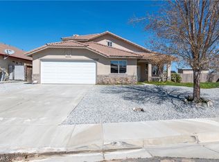 14412 Dartmouth St, Hesperia, CA 92344