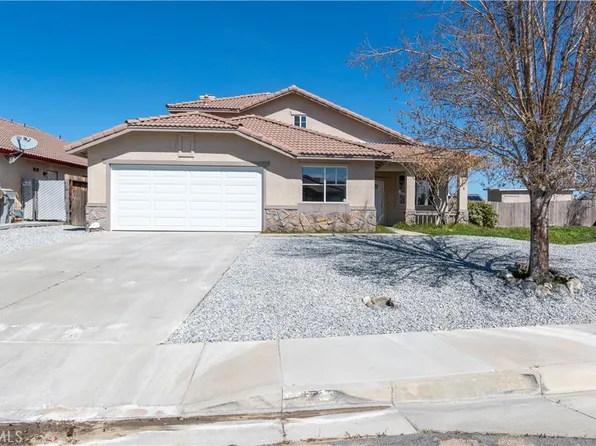 14412 Dartmouth St, Hesperia, CA 92344