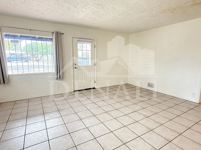 3215 E Willard St #1 — Photo 5