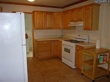 4th image of 335 Glen Park Dr