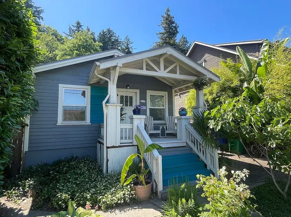 6205 S Corbett Ave, Portland, OR 97239